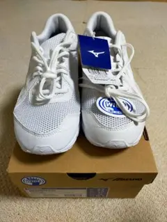 MIZUNO マキシマイザー 25 ホワイト 26.5cm