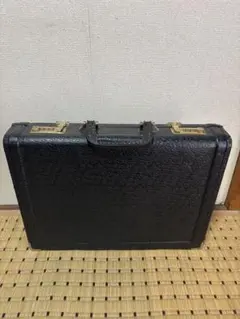 アタッシュケース