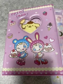 シール帳完成品+シートシールまとめ売り。 サンリオ多め。