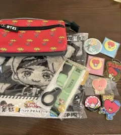 BT21 TATA ポーチ 缶バッジ キーホルダー まとめ売り