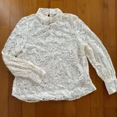 H&M 花柄ブラウス