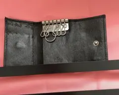 GUCCI ブラックレザーキーケース