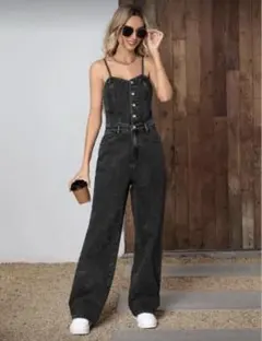 ブラックボタン付きワイドレッグオーバーオール