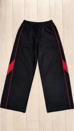 ZARA ブラック レッドライン ジャージ ハーフパンツのサムネイル