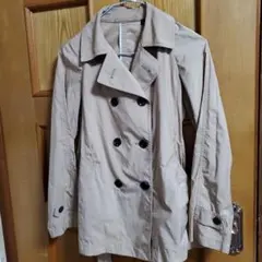 ショートトレンチコート