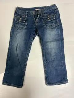 Item thumbnail for item f9e37701-dbf9-469f-bd16-d09b3745b81a