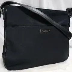 COACH ブラック ショルダーバッグ