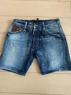 希少デザインDSQUAED2ペイント加工デニムサイズ36鍵つきウエスト調節ヒモ付