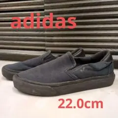 adidas ブラック スリッポンスニーカー