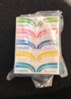 nepia ミニチュアチャーム　ガチャ【ネピア ティシュ5コパック】