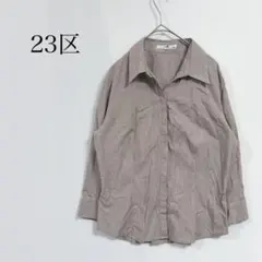 23区 ストライプシャツ 長袖 コットン　ピンストライプ　オフィスカジュアルのサムネイル