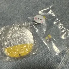 TRUZ シャカシャカアクリルチャーム　ヨチ