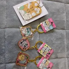ちいかわ アクリルキーホルダー 4種セットのサムネイル