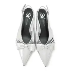 SY シルバー ポインテッドリボン パンプス