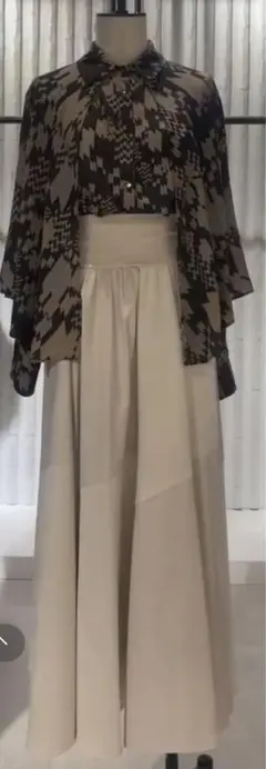 ヤマダヤ YAMADAYA 新品タグ付きFENNEL レザースカート M 9号