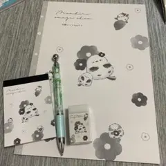 シアワセのシマエナガ　モノクロお花×クローバー　シャーペン　幸運の贈り物