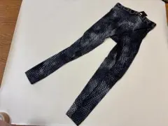 アンダーアーマー　レギンス　未使用品　XL