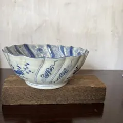 2. 染付線描　古伊万里　蓮　草　梅　松　亀　深皿