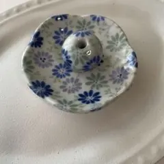 お香立てとお皿