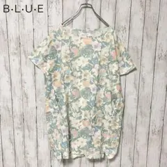 ま*え様 B.L.U.E. 花柄 半袖 プルオーバー　オーバーサイズのサムネイル