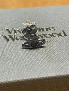Vivienne Westwood ピアス(片耳用)
