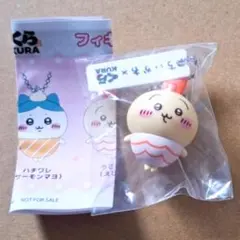 ちいかわ くら寿司 ビッくらポン フィギュア うさぎ えび うさぎマスコット