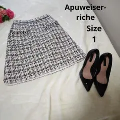 【かわいい☆Apuweiser-riche】白　黒　ツイード　ビジュー　サイズ1