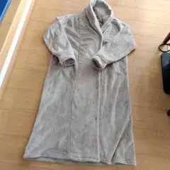 ニトリ　着る毛布　Sサイズのサムネイル