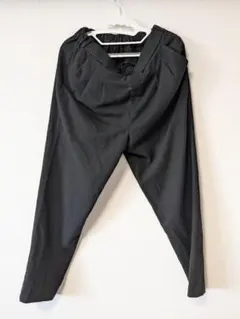 うつくシルエットパンツ　ブラック