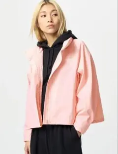 ユニクロ　ウィンドプルーフスタンドブルゾン