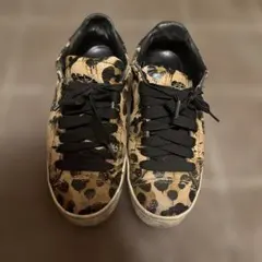 Item thumbnail for item 4ad18b85-8ae7-4fa9-96d6-003787ca540d