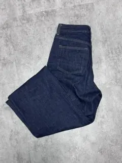 ユニクロ　ダークブルー ストレートデニム24