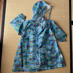 レインコート（働く車柄） 110cmくらい