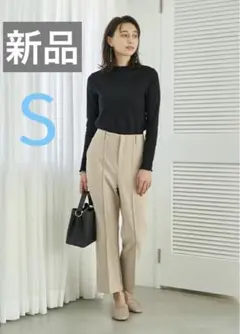 アースミュージックアンドエコロジー センタープレスフレアパンツ