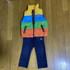 ホットビスケットのリバーシブルベスト、パンツセット
