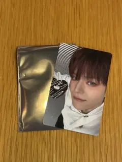 TREASURE ×はぴだんぶいカフェ予約特典　ヨシ