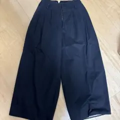 GU beautiful people タックワイドパンツ