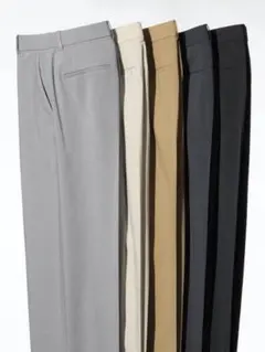 【完売品】UNIQLO 感動ワイドパンツ Sサイズ　グレー