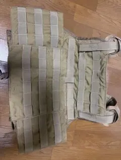【実物】米軍放出品 EAGLE MBAV S/Mサイズ カーキのサムネイル
