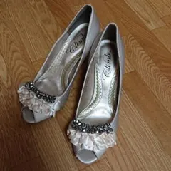 クライム・CLlMB・フリルとミビジューのオープントゥパンプス