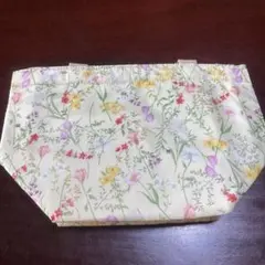 花柄ランチバッグ ファスナー付き