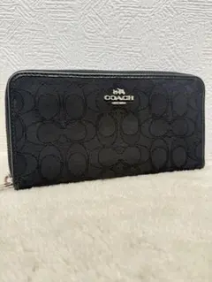タイムセール中【美品】Coach グレー 長財布 キャンバス