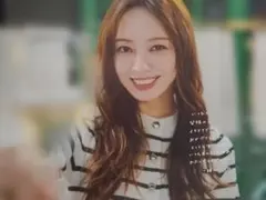 ポスター ユーチューブ 配信限定 乃木坂46 梅澤美波2nd写真集 透明な覚悟