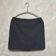 ユニクロ　ミニ丈スカート　グレー　ポケットあり