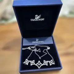 Swarovski 星形クリスタルネックレス