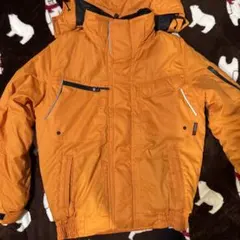 フード付きオレンジアウター