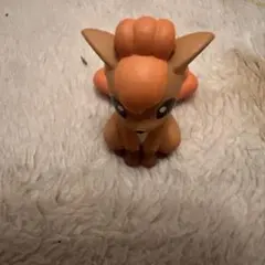 ポケモン ロコン フィギュア