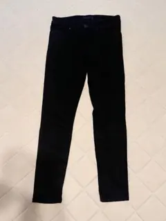 黒スキニー デニム