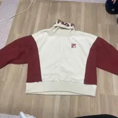 FILA ハイネックトレーナー Mサイズ アイボリー/赤