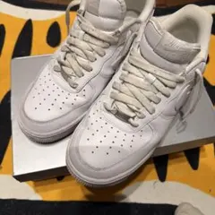 NIKE AIR FORCE 1 ホワイト スニーカー